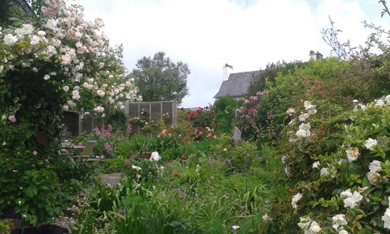 Giverny Cottage Saint-Coulomb Exteriér fotografie