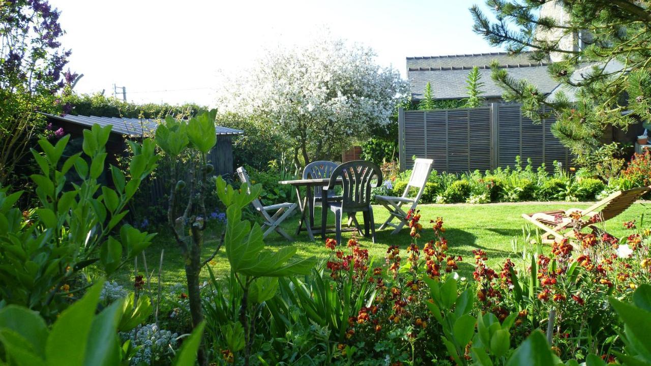 Giverny Cottage Saint-Coulomb Exteriér fotografie